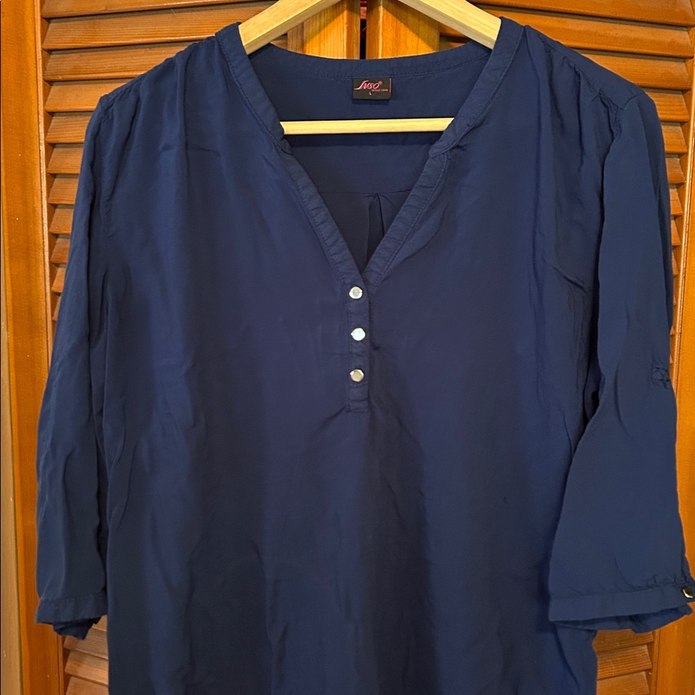 Inso Navy Button-Up Blouse - Picture 3 of 9